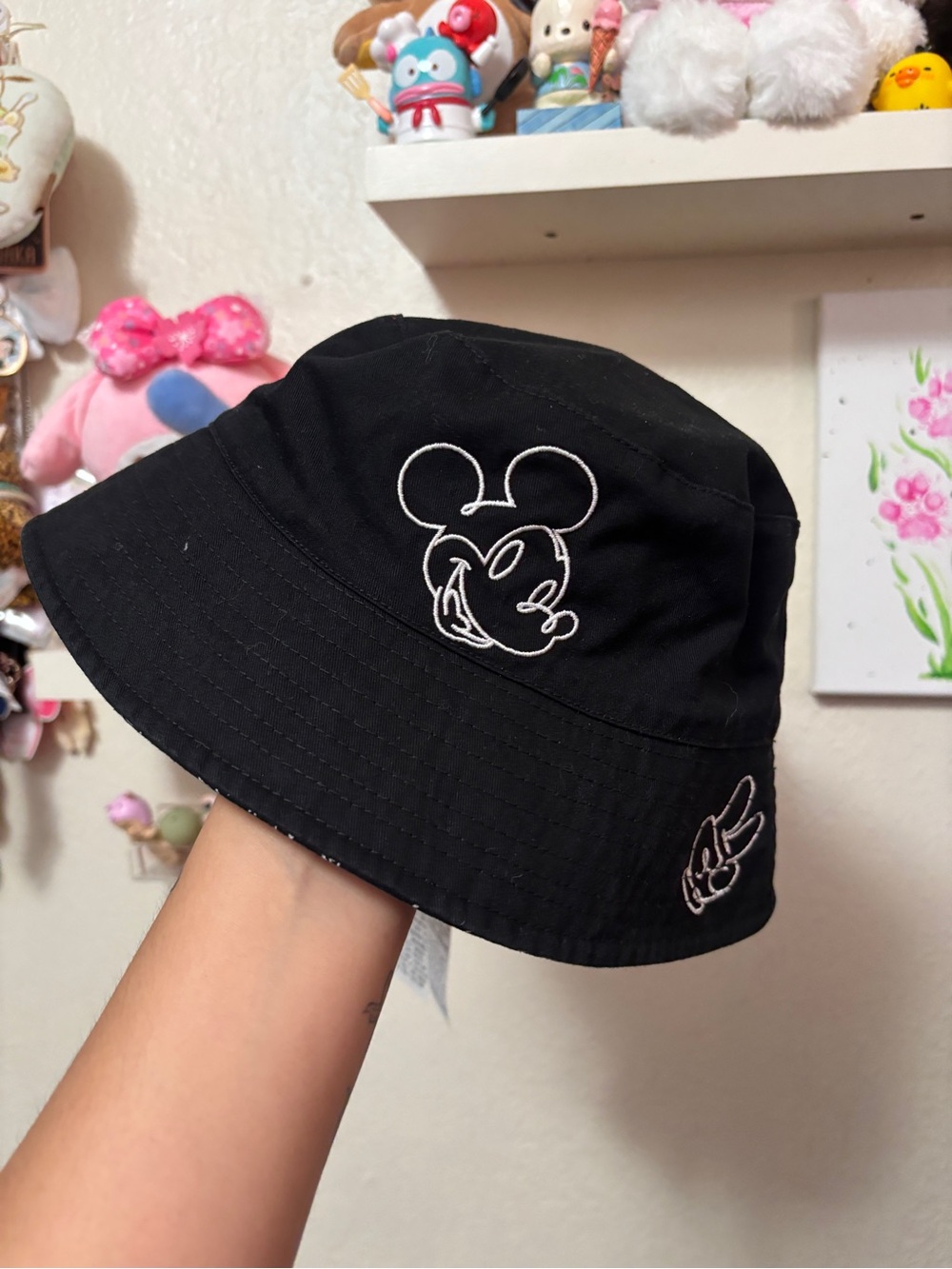 Disney Parks Bucket Hat Peace Sign Mickey Mouse Black Reversable All Over Print